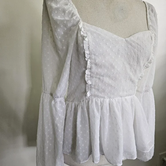 Express Shirred Swiss Dot Peplum Top - Picture 3 of 8